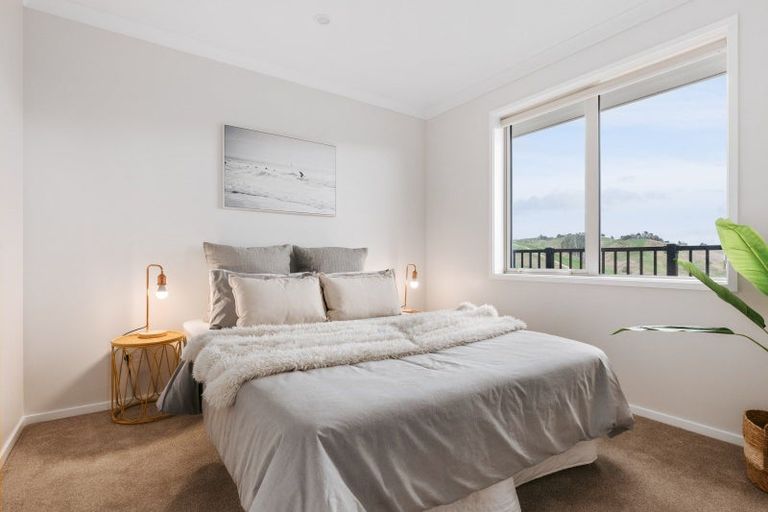 Photo of property in 27 Moira Close, Welcome Bay, Tauranga, 3175