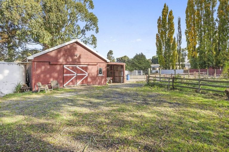 Photo of property in 157 Riccarton Road West, Mosgiel, 9092