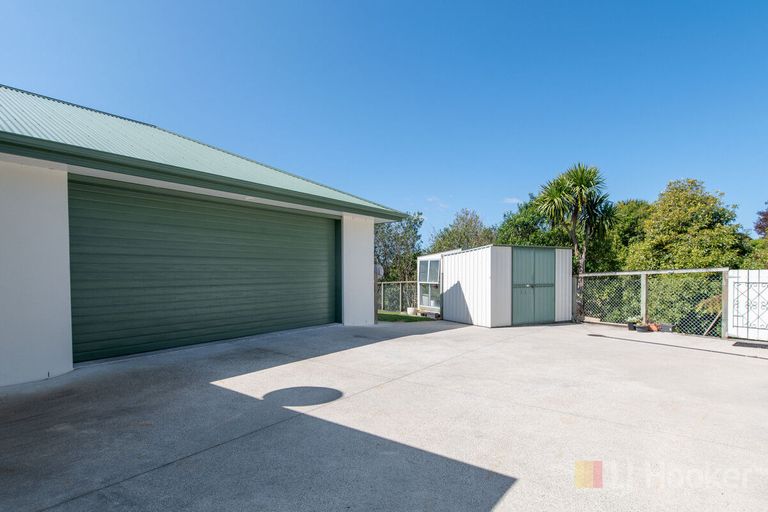 Photo of property in 18 Hamon Place, Pukehangi, Rotorua, 3015