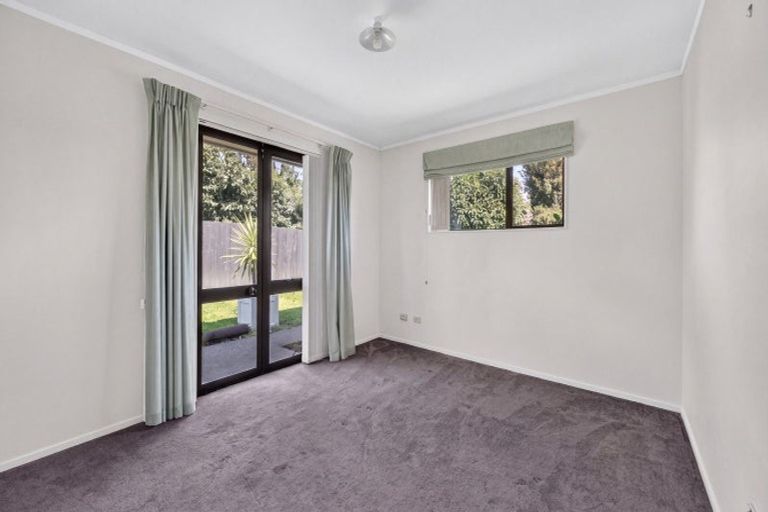 Photo of property in 12 Wordsworth Place, Stoke, Nelson, 7011