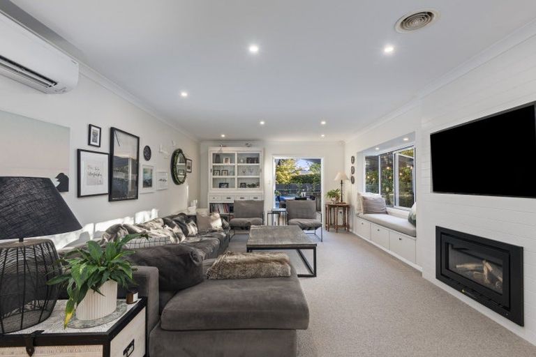 Photo of property in 240a Victoria Avenue, Hokowhitu, Palmerston North, 4410