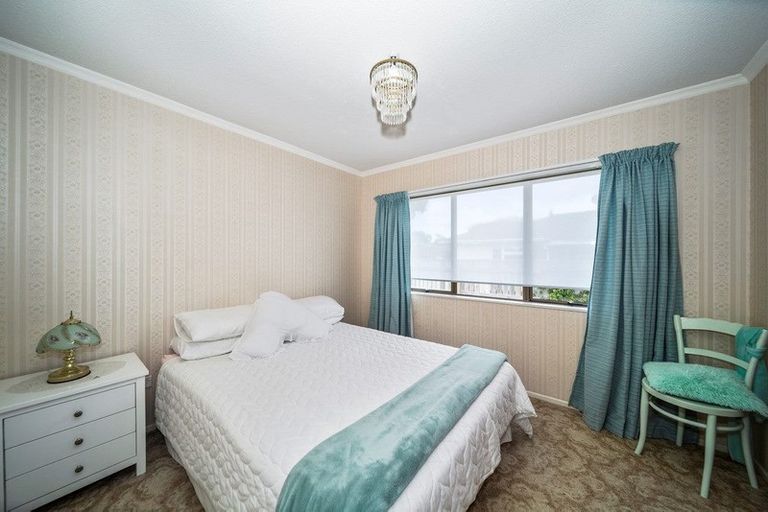 Photo of property in 98b Govett Avenue, Frankleigh Park, New Plymouth, 4310