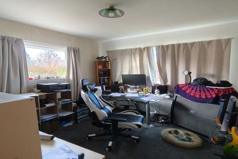 Photo of property in 42 Greendale Avenue, Avonhead, Christchurch, 8042