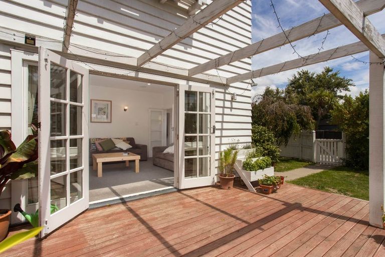 Photo of property in 8 Bradshaw Terrace, Riccarton, Christchurch, 8011