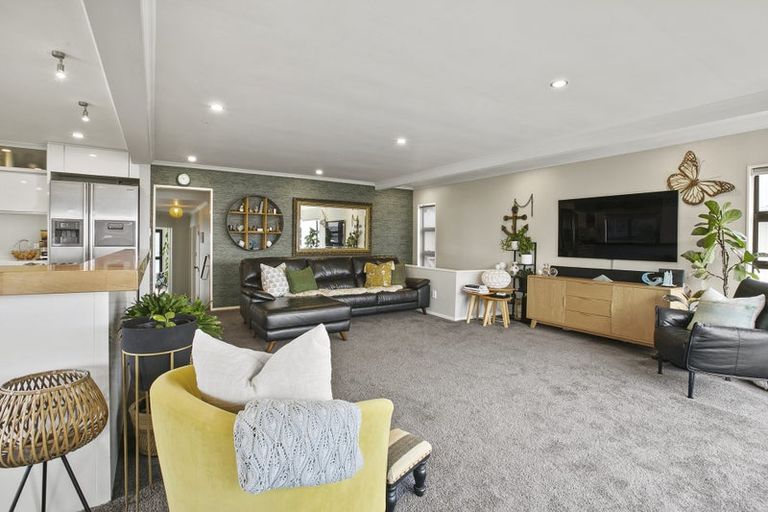 Photo of property in 3/23a Hamblyn Street, Strandon, New Plymouth, 4312