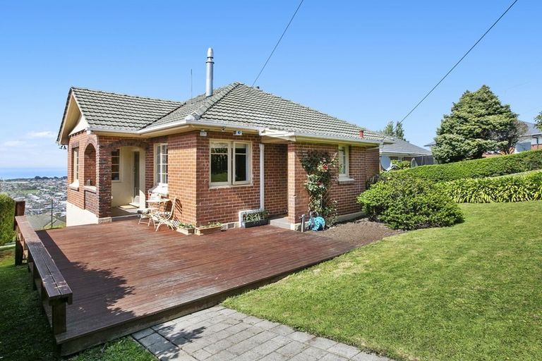 Photo of property in 135 Forfar Street, Clyde Hill, Dunedin, 9011