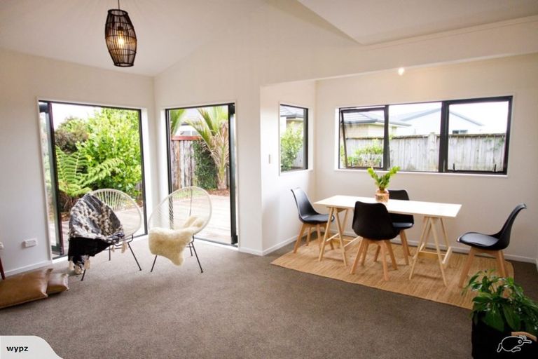 Photo of property in 14b Ringwood Place, Whitianga, 3510