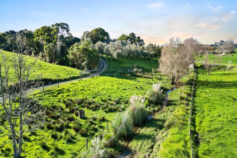 Photo of property in 8 Matheson Way, Waiau Pa, Pukekohe, 2679