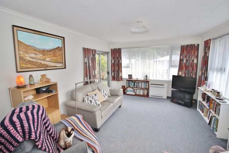 Photo of property in 84 Norwood Street, Normanby, Dunedin, 9010