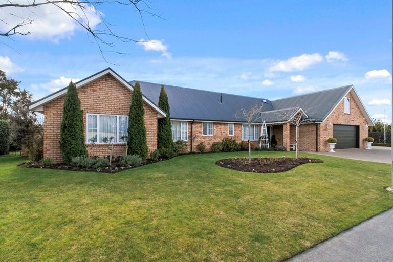 Photo of property in 70 Northwood Boulevard, Northwood, Christchurch, 8051