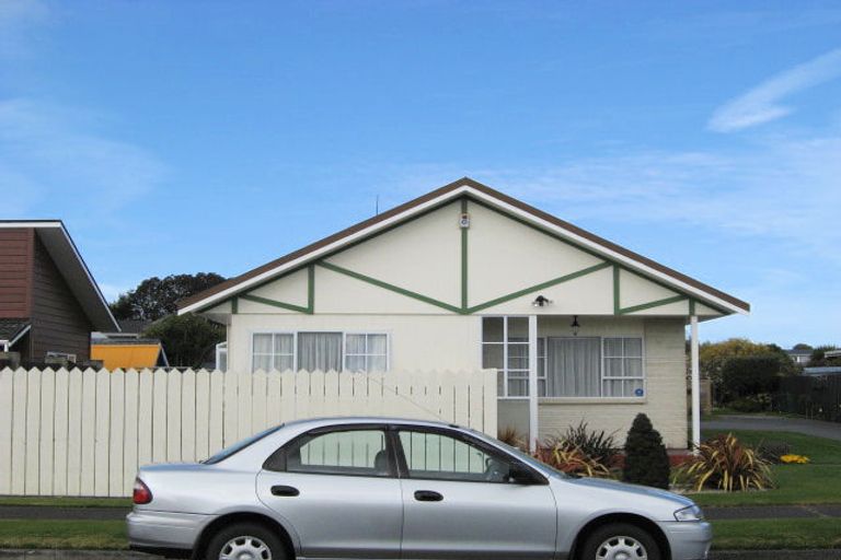 Photo of property in 6a Akepiro Place, Tawhero, Wanganui, 4501