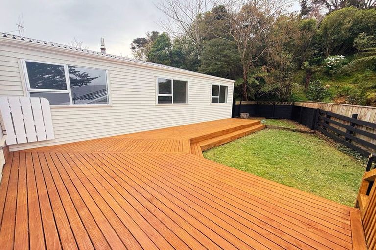 Photo of property in 11 Solander Place, Whitby, Porirua, 5024