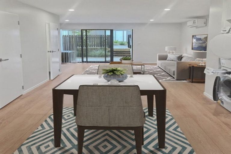 Photo of property in 41 Tukari Lane, Mangere Bridge, Auckland, 2022