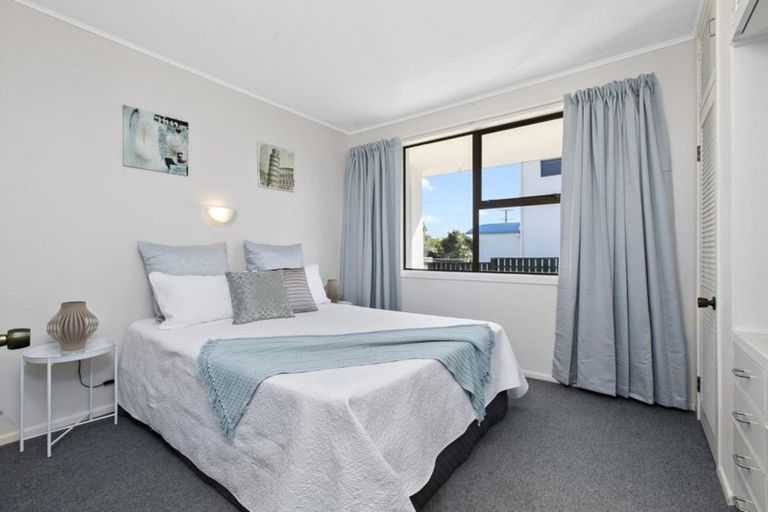 Photo of property in 297d Oceanbeach Road, Mount Maunganui, 3116