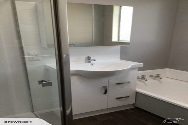 Photo of property in 13 The Bollard, Whitby, Porirua, 5024