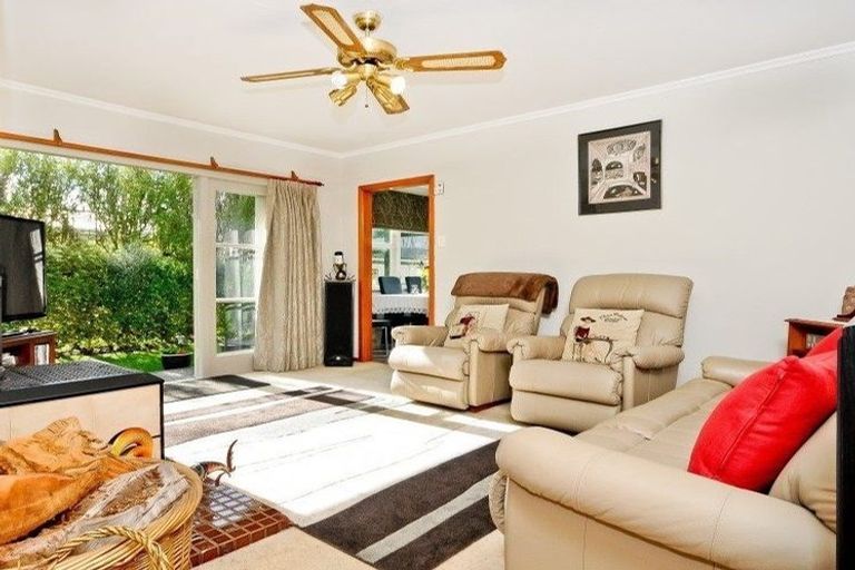 Photo of property in 3 Hugh Place, St Andrews, Hamilton, 3200