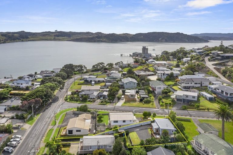 Photo of property in 49b Wallis Street, Raglan, 3225