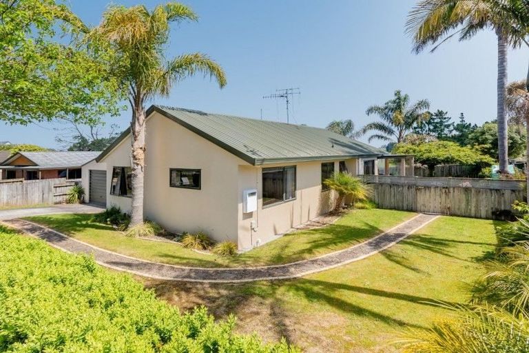 Photo of property in 15 Norwich Place, Bethlehem, Tauranga, 3110