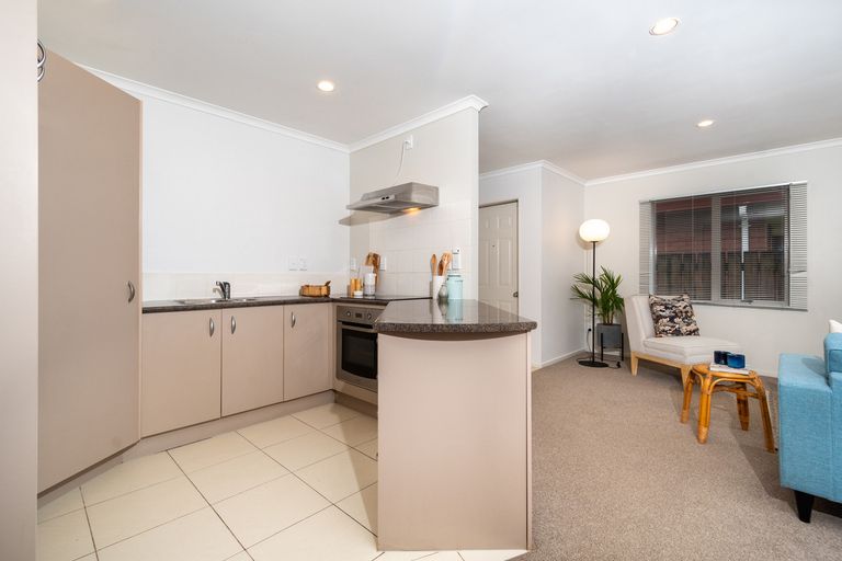 Property details for 22b Taranui Place, Henderson, Auckland, 0612