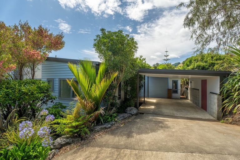 Photo of property in 37 Bay Vista Drive, Pohara, Takaka, 7183