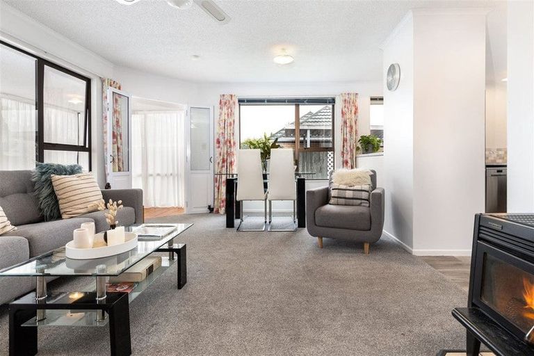 Photo of property in 48b Mclauchlan Street, Springlands, Blenheim, 7201