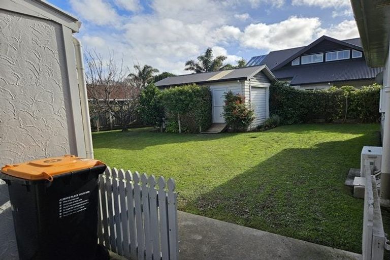 Photo of property in 6 Manuka Street, Hokowhitu, Palmerston North, 4410