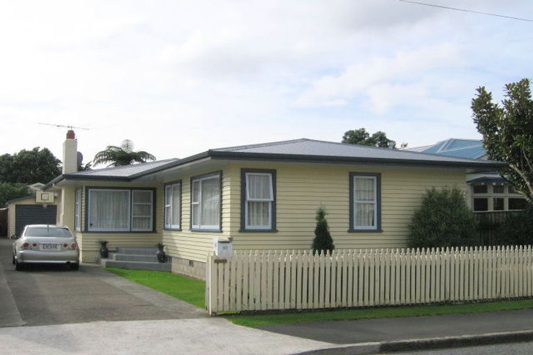 Photo of property in 10 Ropata Crescent, Boulcott, Lower Hutt, 5010
