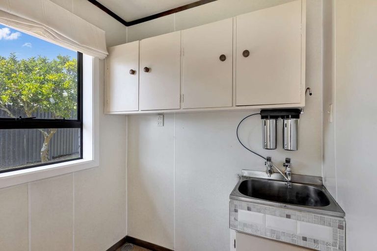 Photo of property in 20 Whakapaki Street, Urenui, 4375