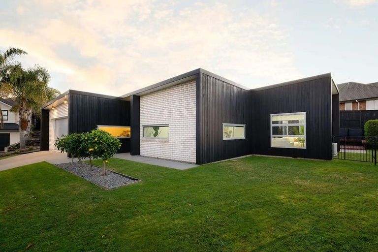 Photo of property in 6 Kingston Court, Flagstaff, Hamilton, 3210