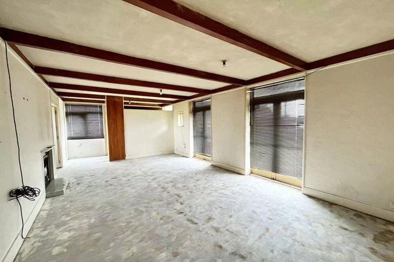 Photo of property in 156 Titirangi Road, New Lynn, Auckland, 0600