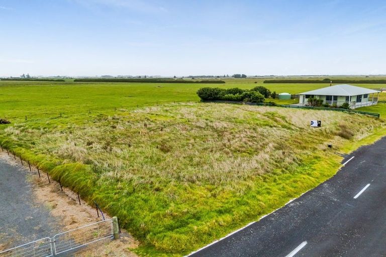 Photo of property in 289 Tai Road, Opunake, 4681