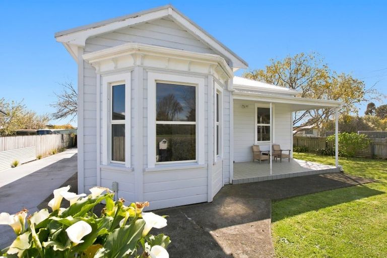 Photo of property in 19 Carey Street, Waitara, 4320