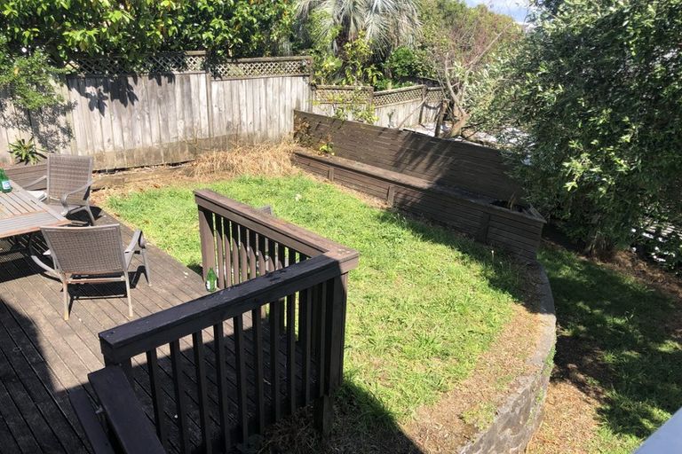 Photo of property in 13 Rewa Road, Three Kings, Auckland, 1024