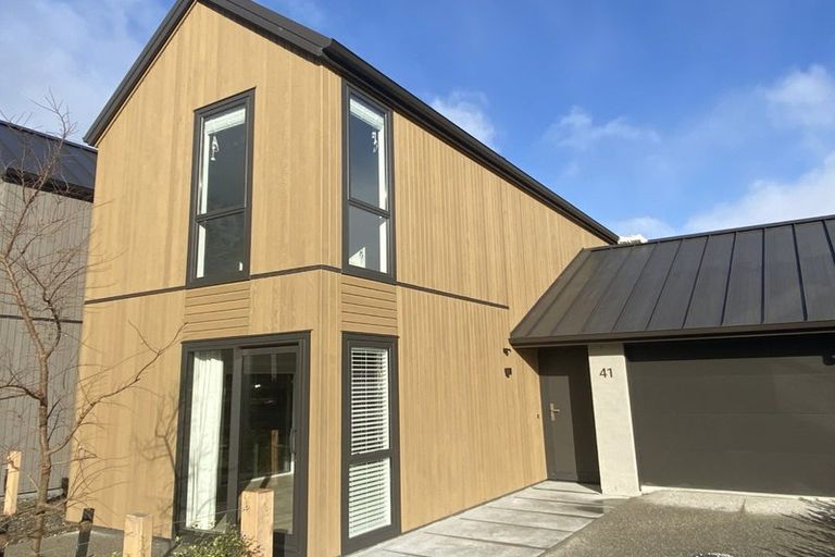 Photo of property in 41 Mulholland Drive, Jacks Point, 9371