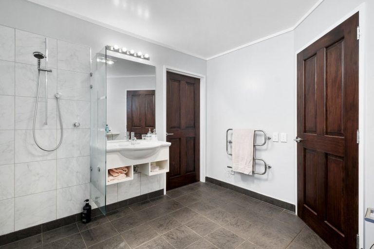 Photo of property in 19 Fairmile Drive, Kinmont Park, Mosgiel, 9024