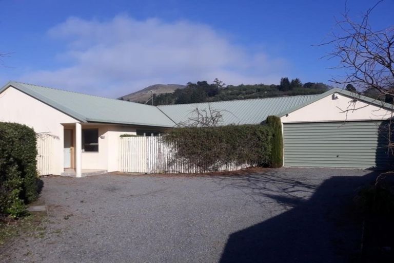 Photo of property in 59 Laing Crescent, Heathcote Valley, Christchurch, 8022