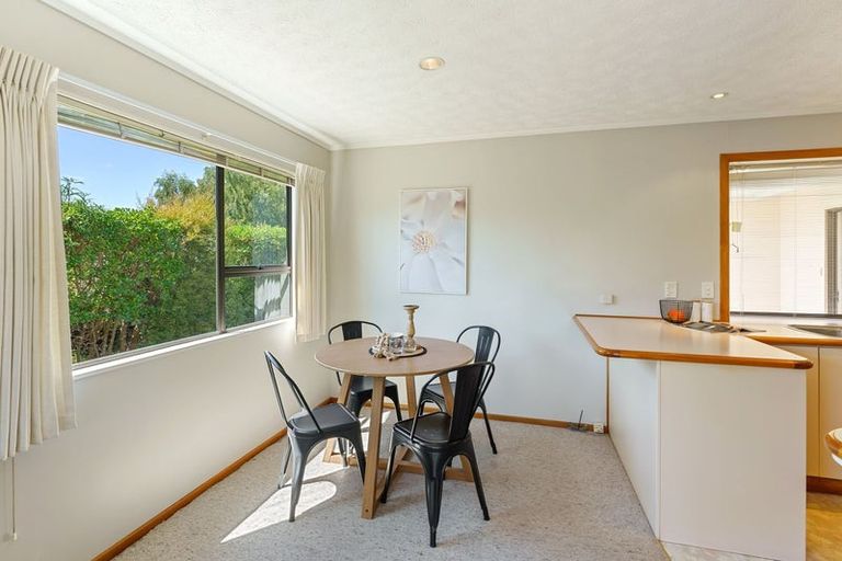 Photo of property in 71 Elizabeth Street, Waikanae, 5036