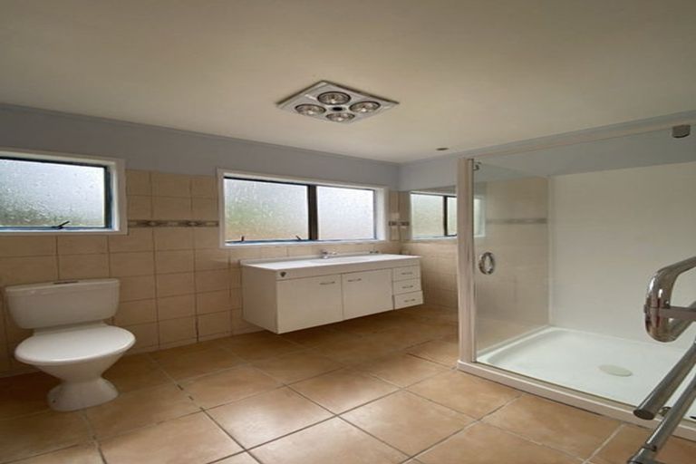 Photo of property in 21 Pukerangi Crescent, Ellerslie, Auckland, 1051