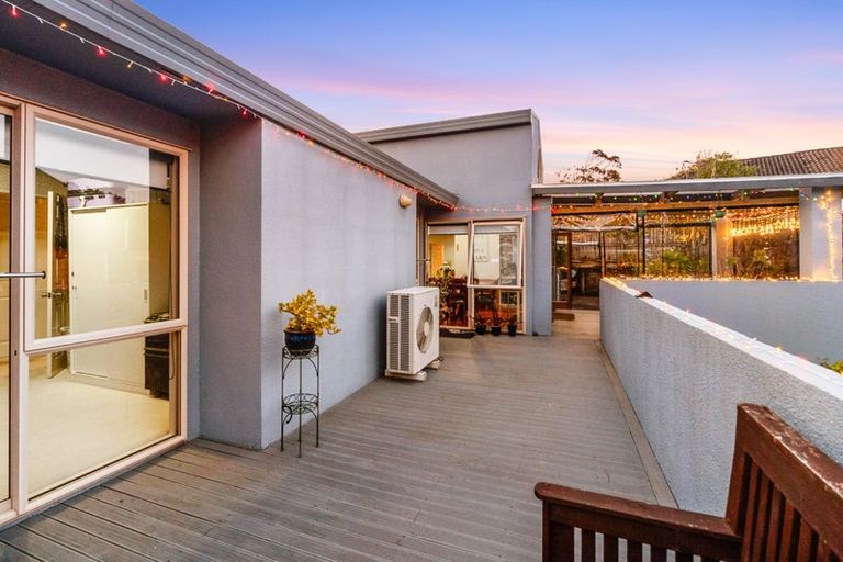 Photo of property in 58 Garton Drive, Massey, Auckland, 0614