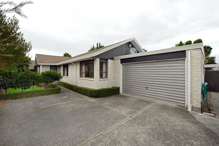 Photo of property in 2/148 Main North Road, Papanui, Christchurch, 8052