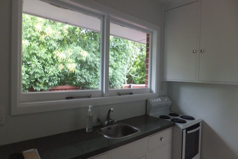 Photo of property in 1/65 Maidstone Road, Ilam, Christchurch, 8041