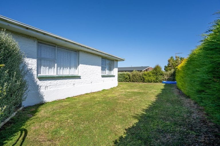 Photo of property in 71 Renfrew Street, Waikiwi, Invercargill, 9810