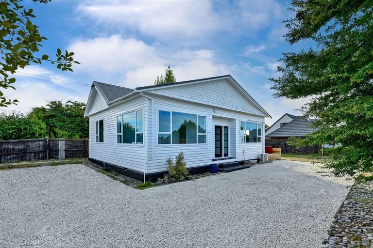 Photo of property in 279 Pages Road, Wainoni, Christchurch, 8061