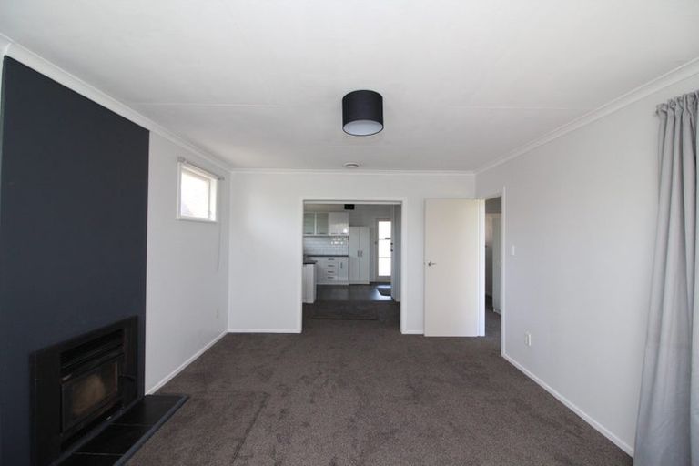 Photo of property in 19 Thompson Street, Tokoroa, 3420