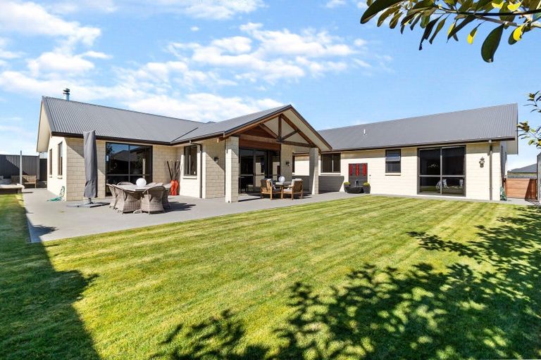 Photo of property in 10 Meadowstone Street, Gleniti, Timaru, 7910