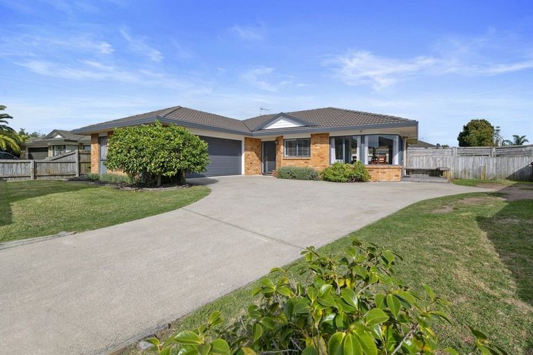 Photo of property in 6 Arabian Drive, Papamoa Beach, Papamoa, 3118