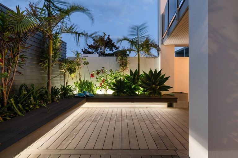 Photo of property in 116 Karewa Parade, Papamoa Beach, Papamoa, 3118