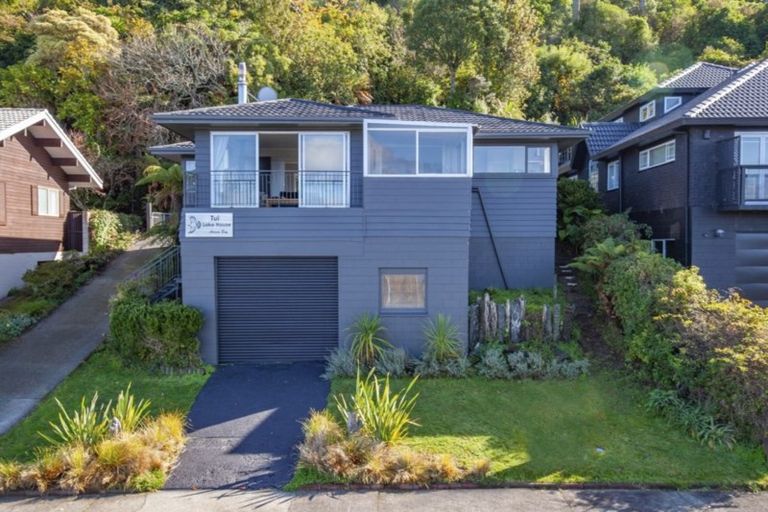 Photo of property in 88 Wakeman Road, Acacia Bay, Taupo, 3330