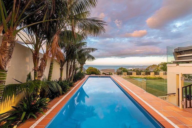 Photo of property in 375 Beach Road, Mairangi Bay, Auckland, 0630