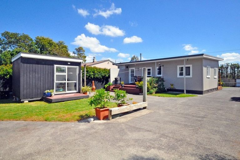 Photo of property in 15 Riverlea Road, Whenuapai, Auckland, 0618